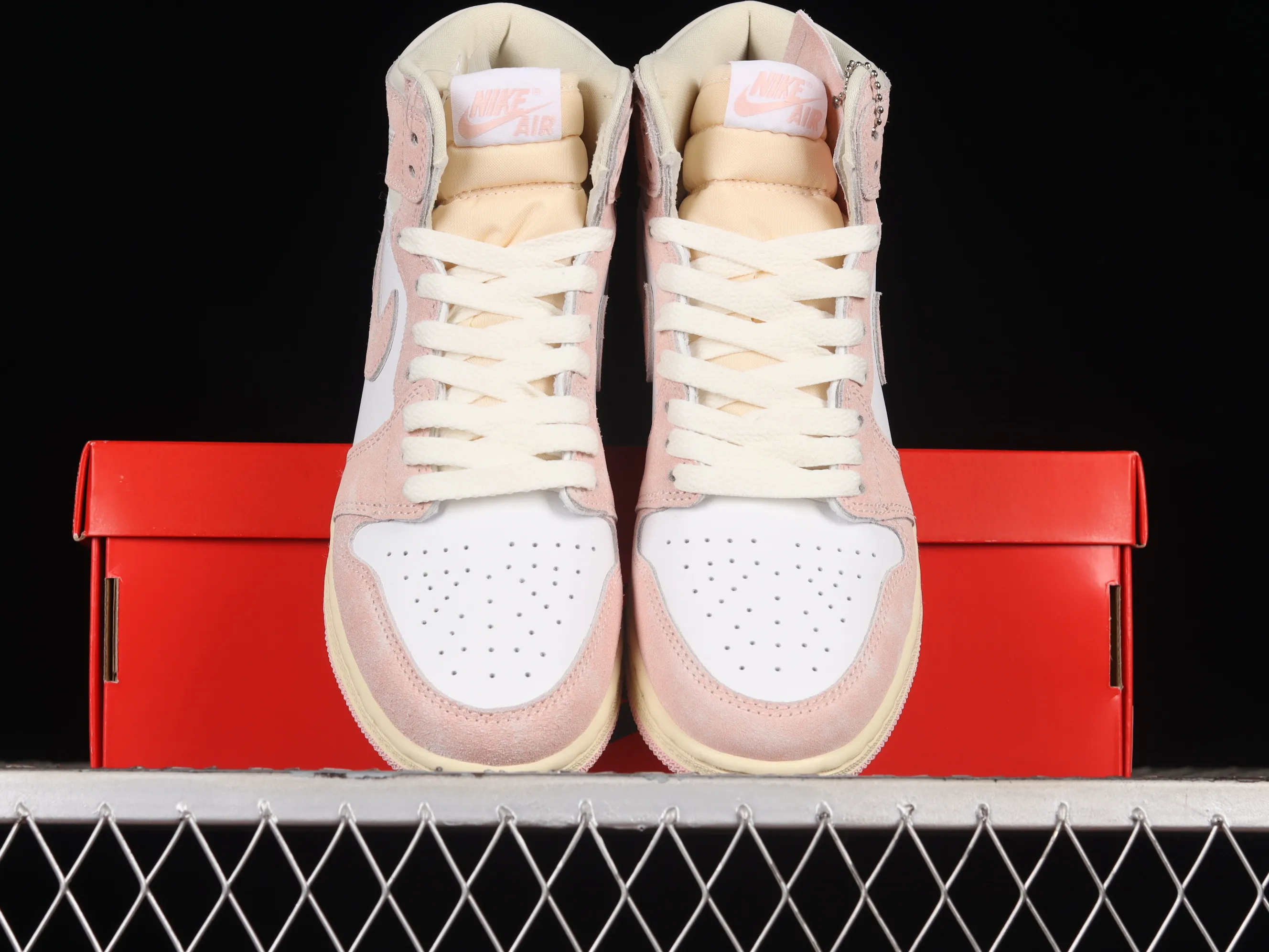 All categories Air Jordan Jordan series basketball shoes Air Jordan 1 High P version Air Jordan 1 High OG "Washed Pink" AJ1 Joe 1 washed pink high-top basketball shoes FD2596-600